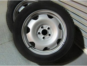 Genuine OE Spec Steel Wheels VW T5 T6 235/55 Winter Tyre Package