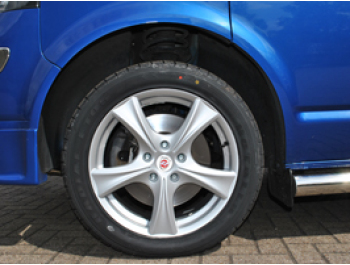 Calibre Trek Silver 8x18\" 5x120 VW T5 T6 Wheels & Tyres