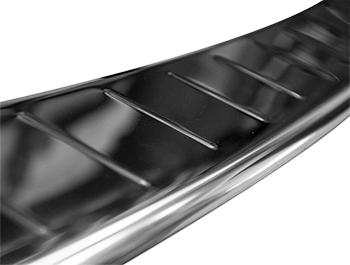 Polished Stainless Steel Rear Bumper Protector - Volvo XC60 17>