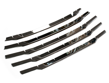 5PC Polished S.Steel Upper Grille Trim - Ford Courier 2018>