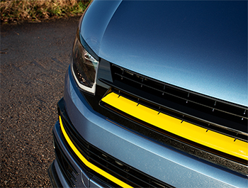 Gloss Black With Yellow Band ABS Badgeless Grille - VW T6 15>19