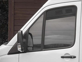 Front Cab Window Air Vents Black 2 PC - VW Crafter 2017>