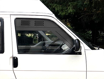 Front Cab Window Air Vents Black Pair - T4 Transporter 90-03