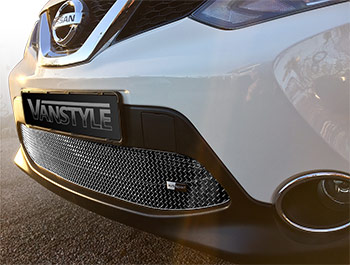 Zunsport Lower Grille - Polished S.Steel Nissan Qashqai 14-17