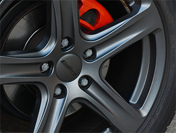 Calibre Tourer Gun Metal 18\" VW T5 T6 Alloy Wheel