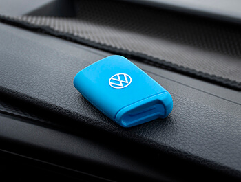 Skoda Seat Car Key Fob Cover For VW - Silicone Rubber Case - Black With Blue Line - PUL