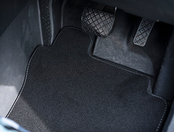 Luxury Front Carpet Mats (Pair) - VW Caddy Mk5 RHD 21>