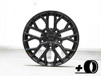 Velare VLR-T 18\" Diamond Black 5x160 Alloy Wheels & Tyres