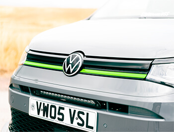 VW Caddy Mk5 21> Gloss Green Lower Grille Trims 2Pc