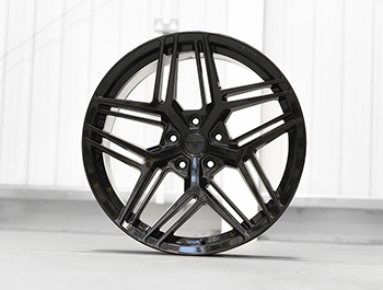 Velare VLR16 20" Diamond Black Load Rated Alloy Wheels T5 T6