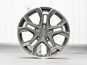 Velare VLR-ST 18" Platinum Grey & Polished 5x160 Alloy Wheels