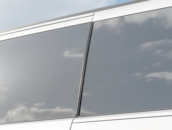 For Transit Custom Mk1 Mk2 & Vw T7 Centre Glass Edge Trim