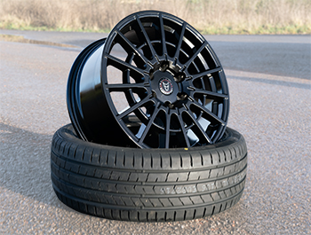 Wolfrace Turismo Super-T 6x130 18" Black VW Crafter Tyre Bundle