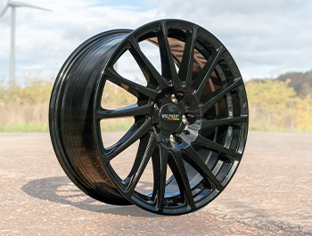 Wolfrace Wolfhart Aero 2 Gloss Black Alloy Wheels 8x18