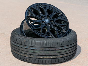 Wolfrace VanSpeed Maverick Gloss Black 20" 5x120 Wheels & Tyres
