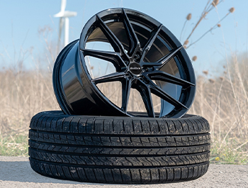 Calibre Verso Gloss Black 20 Inch 5x120 Alloy Wheel Tyre Package