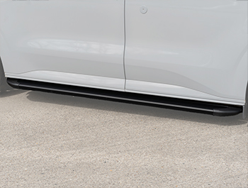 Rufford Side Steps Black  - Mercedes Sprinter 2018+ MWB