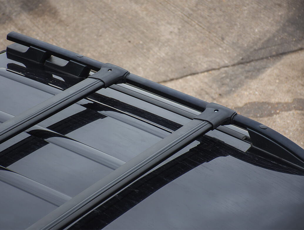 VW Amarok 2010> Black Aluminium Roof Rails & Cross Bars