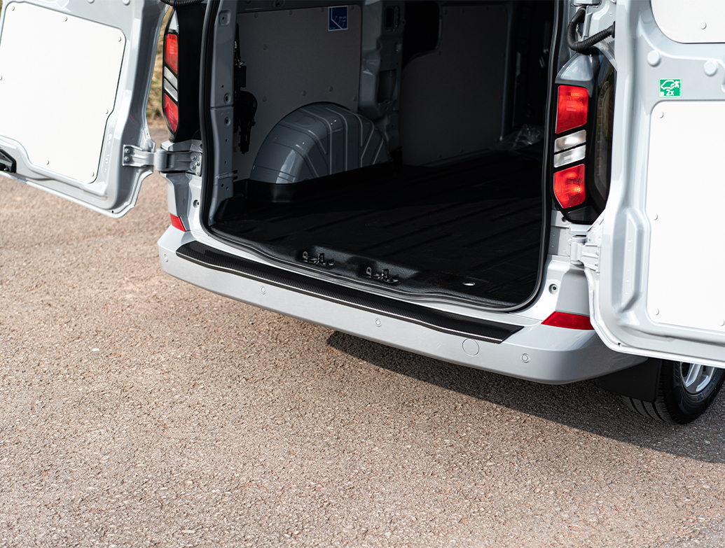 Rear Bumper Cover With Reflector + Side End Caps – Fits Ford Transit 2015-2024 (Low Roof Only)