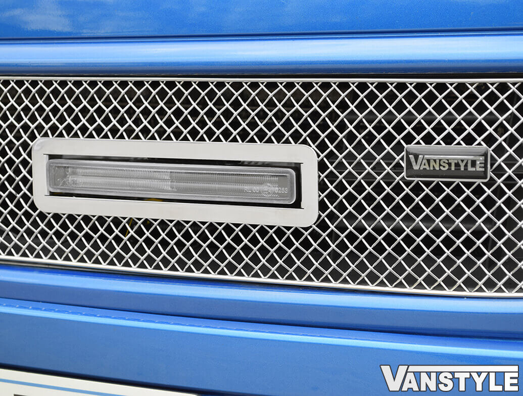 DRL Vanstyle Sport Polished Mesh Grille With DRL Lamps VW T5
