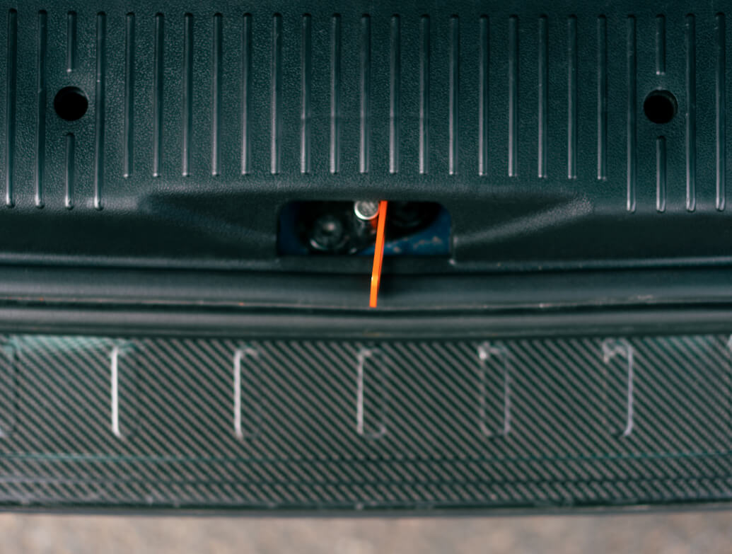 Orange Fresh Air Standoff Latch for Tailgate Lock - VW T5 T6
