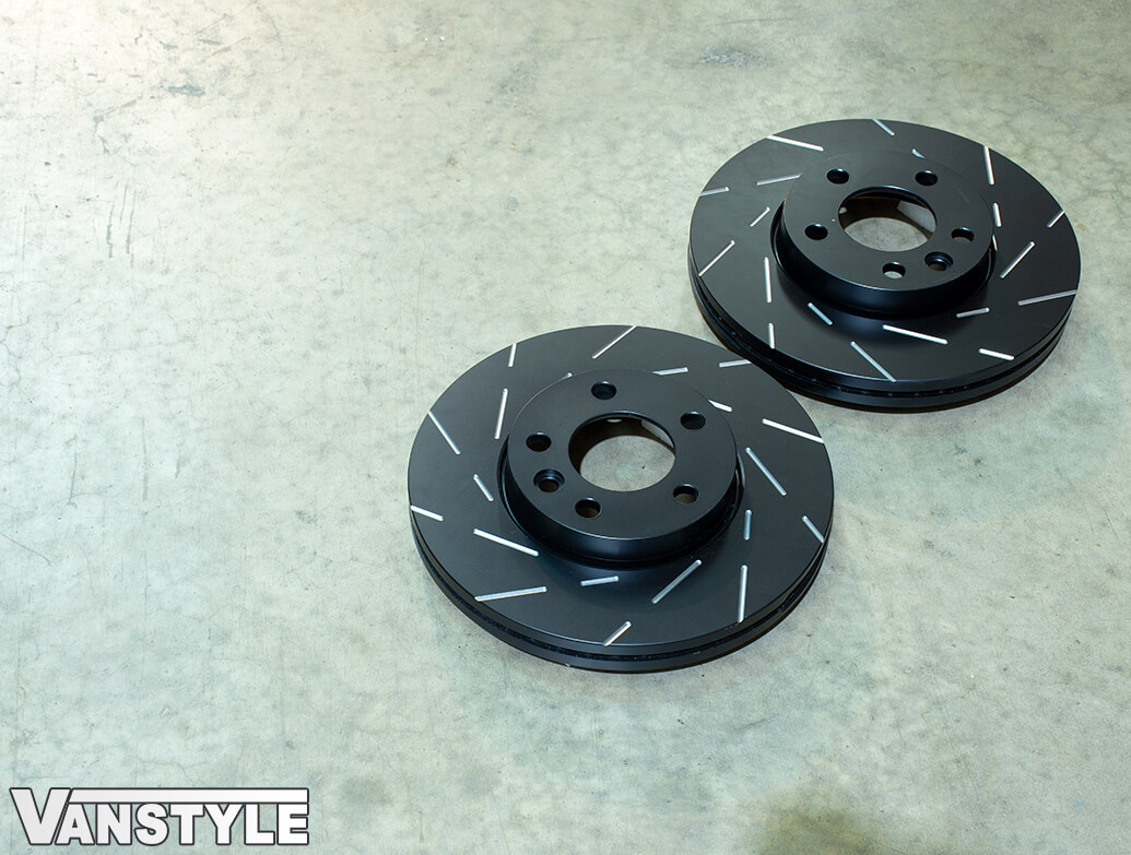 Mintbitz Front Brake Discs & Mintex Pads Kit For VW Transporter T5 (2003-2016) - 308mm Dimpled & Grooved