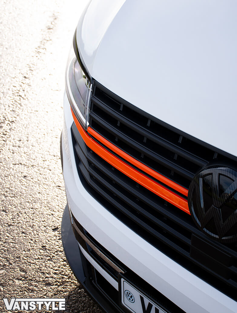 Front Radiator Grille 4pcs Full Trim Set - Orange Ed. - VW T6.1 - Vanstyle