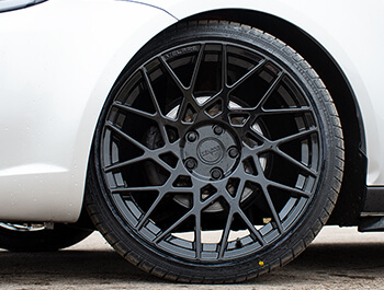 Velare VLR03 19" Diamond Black Wheel & Tyre - 5x112